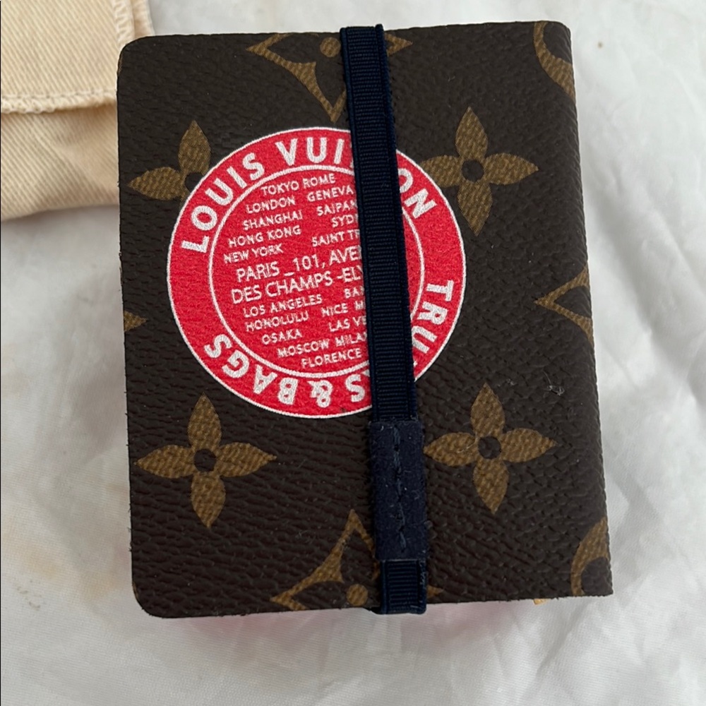 Louis Vuitton Monogram Mini Jules Notebooks - Picture 6 of 14